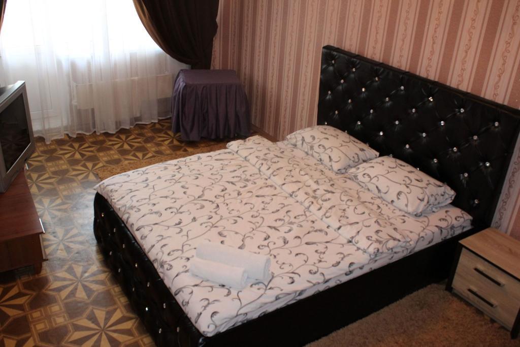 Apartment On Fastivs'Ka 2 Bila Tserkva Luaran gambar